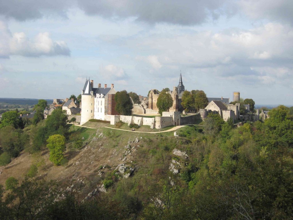 Château De Sainte-Suzanne