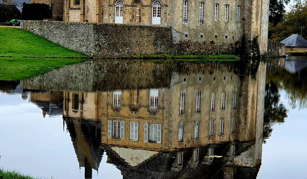 CHÂTEAU de MEZANGERS 1