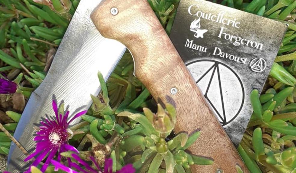 DEG53 1 coutelier - Forgeron