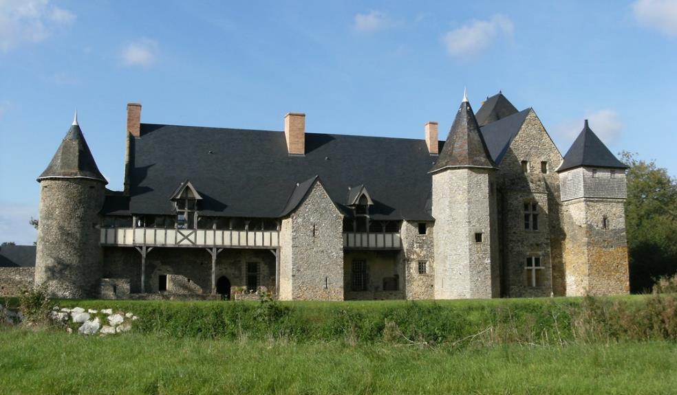 PCU53_Château de la Grande Courbe_Brée_web2